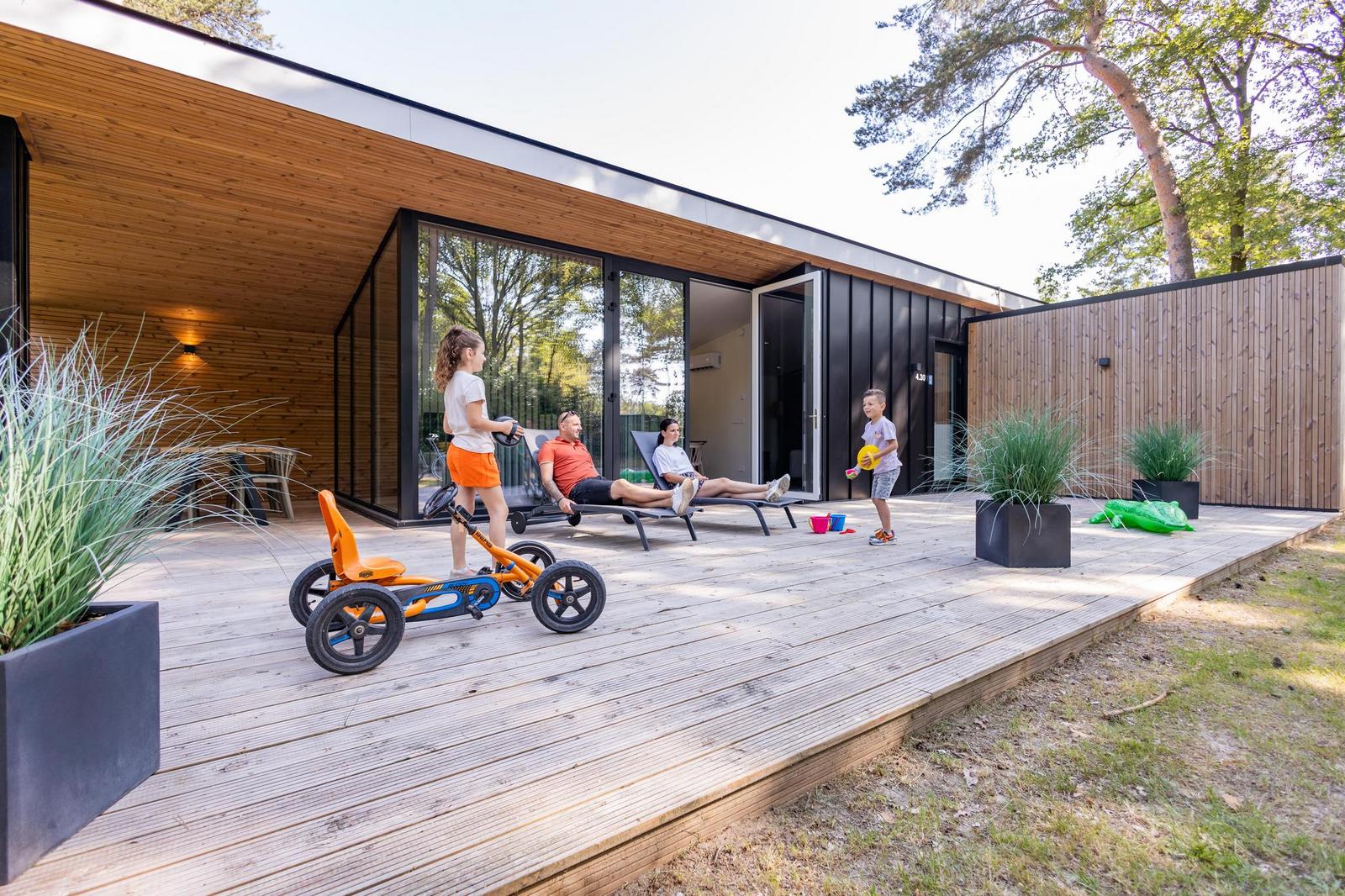 cover_Vakantiepark_BreeBronne_HR-002